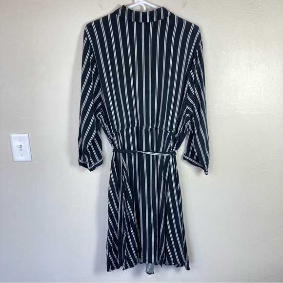 Torrid Mini Challis Button Front Shirt Dress Black White Striped - Picture 6 of 8